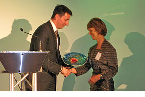 Clean Oil Services Director Robyn Smith Accepts Award